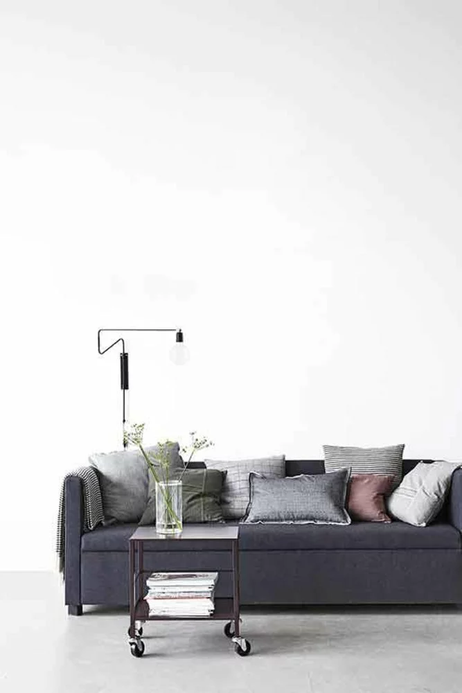 House Doctor Swing Wandlamp Zwart Metaal Messing 2 House Doctor Swing Wandlamp Zwart Metaal Messing - Afbeelding 2